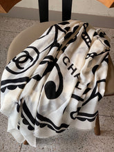 Load image into Gallery viewer, CLTH195  140x140cm
