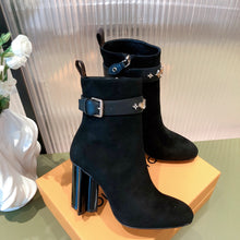 Load image into Gallery viewer, SE683  Size 4-11
