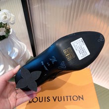 Load image into Gallery viewer, SE685  Size 4-11
