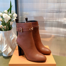 Load image into Gallery viewer, SE686   Size 4-11
