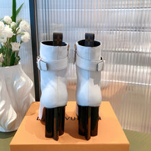 Load image into Gallery viewer, SE687  Size 4-11
