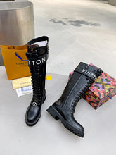 Load image into Gallery viewer, SE689  Size 5-11
