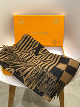 Load image into Gallery viewer, CLTH204   100%Cashmere	30x192cm
