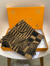 Load image into Gallery viewer, CLTH204   100%Cashmere	30x192cm
