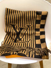 Load image into Gallery viewer, CLTH204   100%Cashmere	30x192cm
