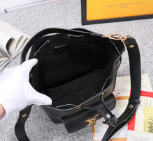 Load image into Gallery viewer, LB566   9.1x9.1x6.3inch
