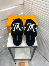 Load image into Gallery viewer, SE728   Size 4-11
