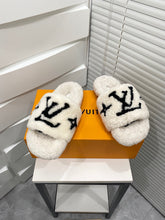 Load image into Gallery viewer, SE729  Size 4-11
