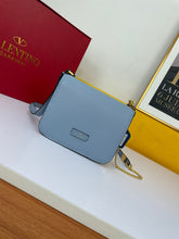 Load image into Gallery viewer, VLTN056   7.1x6.3x3.3inch
