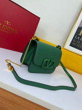 Load image into Gallery viewer, VLTN057   7.1x6.3x3.3inch
