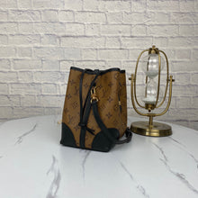 Load image into Gallery viewer, LB577   8.7x9.1x7.5inch
