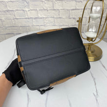 Load image into Gallery viewer, LB577   8.7x9.1x7.5inch
