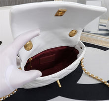 Load image into Gallery viewer, CC449   5.5x7.5x1.6inch
