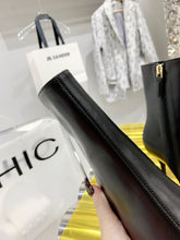 Load image into Gallery viewer, SE736    Size 5-9 Heels:4.5cm Material: Cowhide  Lining: Sheep skin Sole: Italian leather
