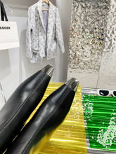 Load image into Gallery viewer, SE736    Size 5-9 Heels:4.5cm Material: Cowhide  Lining: Sheep skin Sole: Italian leather
