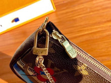 Load image into Gallery viewer, LB580  6.1x4.1x1.6inch
