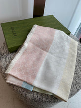 Load image into Gallery viewer, CLTH209  140x140cm
