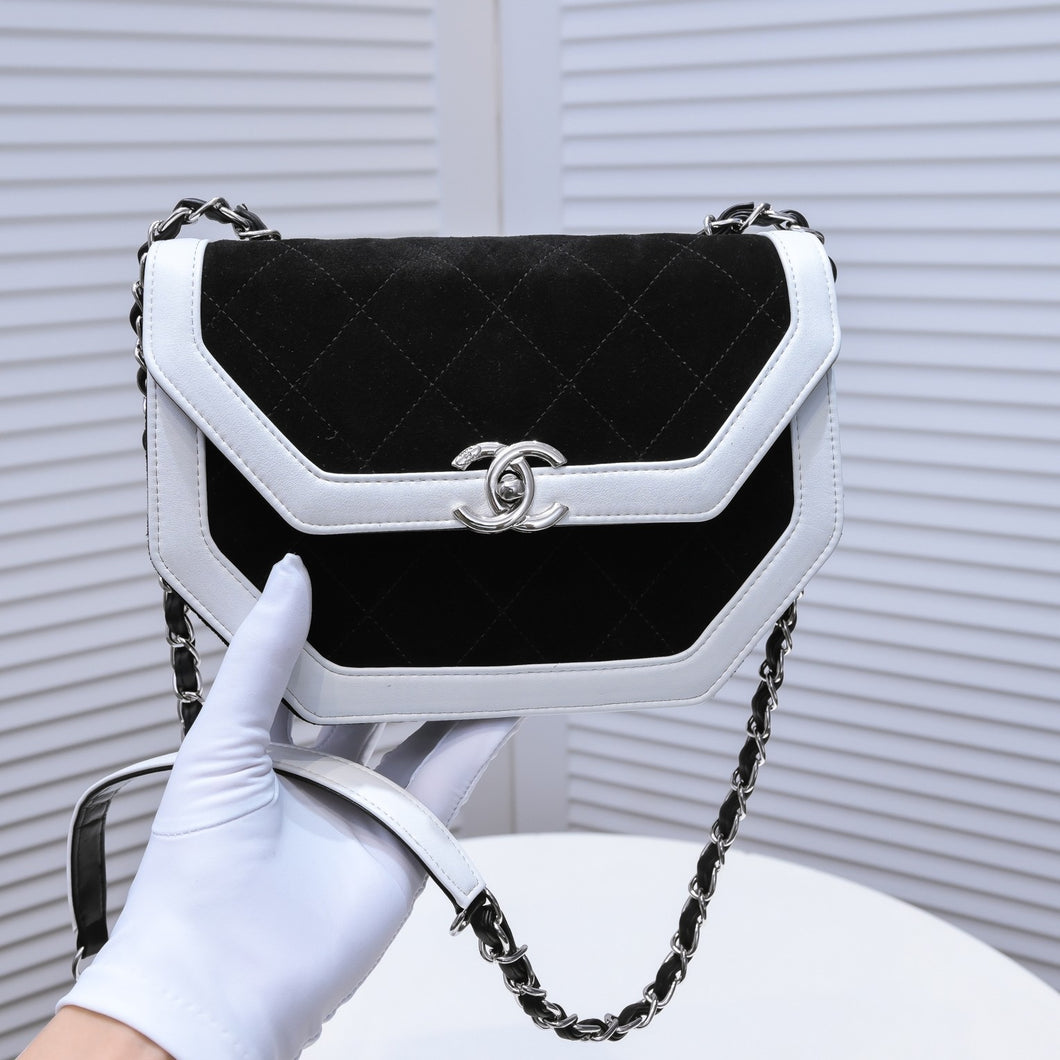 CC450  7.5x5.9x2.4inch