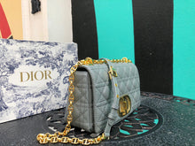 Load image into Gallery viewer, DR207   S:7.9x4.7x2.8inch   M:10x6x3.2inch   L:11x6.7x3.5inch
