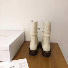 Load image into Gallery viewer, SE748  Size 4-9    Material: Cowhide  Lining: Cowhide Sole: Rubber
