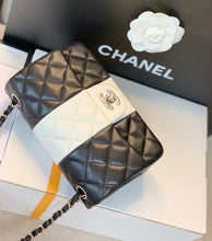 Load image into Gallery viewer, CC463  HIGHEST QUALITY VERSION Small: 4.7x7.9x2.4inch  Medium: 6x10x2.6inch
