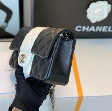 Load image into Gallery viewer, CC463  HIGHEST QUALITY VERSION Small: 4.7x7.9x2.4inch  Medium: 6x10x2.6inch
