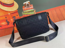 Load image into Gallery viewer, GC369   9.4x11.8x3.5inch
