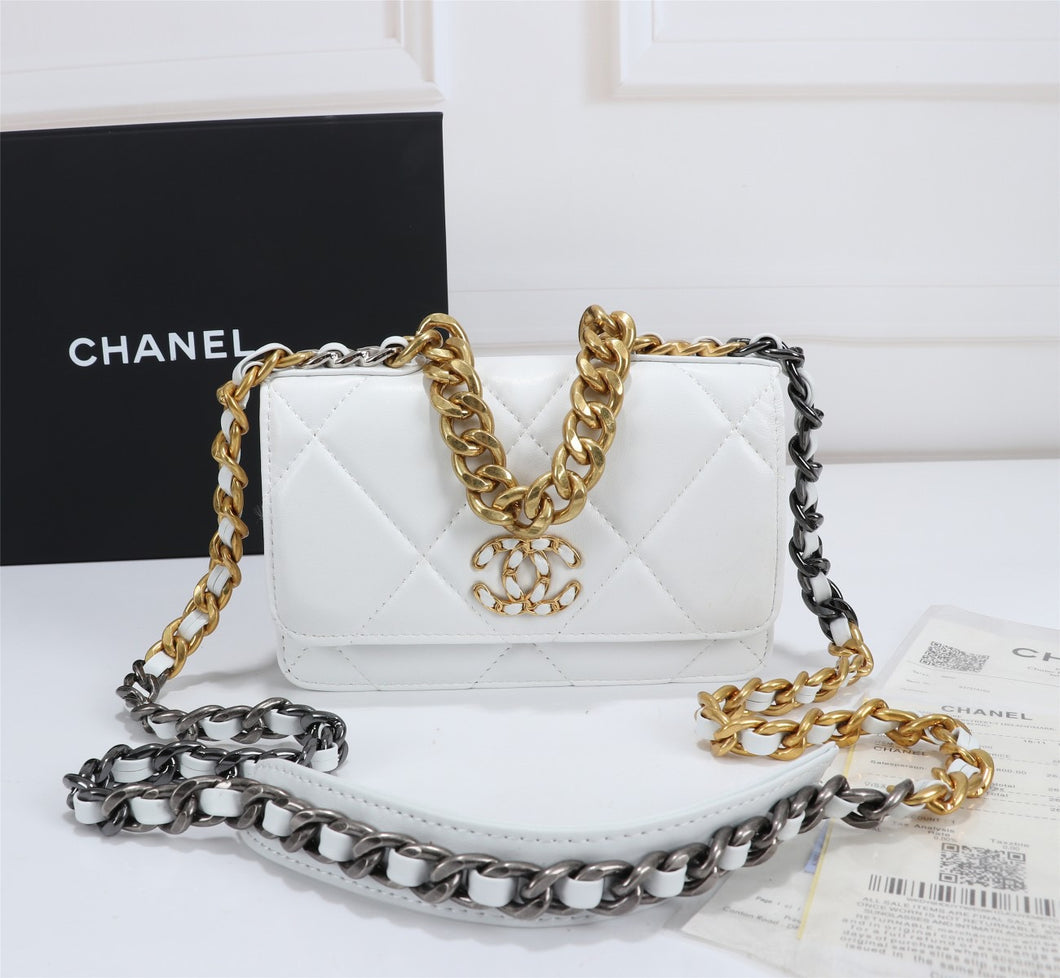 CC474  7.5x4.9x1.4inch