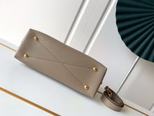 Load image into Gallery viewer, LB598  HIGHEST QUALITY VERSION   S:9.8x7.1x4.7inch  M:12.6x9.4x5.9inch
