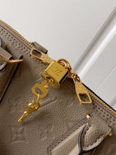 Load image into Gallery viewer, LB598  HIGHEST QUALITY VERSION   S:9.8x7.1x4.7inch  M:12.6x9.4x5.9inch
