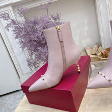Load image into Gallery viewer, SE777  Size5-10   Material: Lamb  Lining: Lamb Sole: Italian leather
