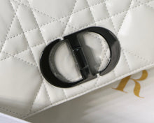 Load image into Gallery viewer, DR217  HIGHEST QUALITY VERSION   S:7.9x4.7x2.8inch  M:10x6x3.2inch L:11x6.7x3.5inch
