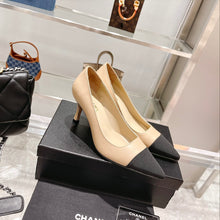 Load image into Gallery viewer, SE790   Size5-10  Heels:7.5cm Material: Cowhide  Lining: Sheep skin Sole: Italian leather
