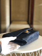 Load image into Gallery viewer, CC506  HIGHEST QUALITY VERSION   S:10x6.3x2.8inch    M:10.8x6.3x3inch
