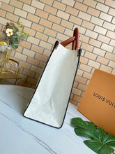 Load image into Gallery viewer, LB625   16.1x13.4x7.5inch
