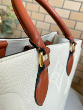 Load image into Gallery viewer, LB625   16.1x13.4x7.5inch
