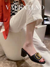Load image into Gallery viewer, SE798  Size5-11  Heels:6.5cm Material: Cowhide  Lining: Sheep skin Sole: Italian leather
