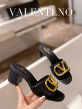 Load image into Gallery viewer, SE798  Size5-11  Heels:6.5cm Material: Cowhide  Lining: Sheep skin Sole: Italian leather
