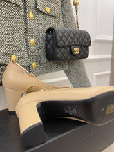 Load image into Gallery viewer, SE802  Size5-9   Heels:2cm/4.5cm/6.5cm Material: Lamb leather  Lining: Lamb leather Sole: Italian leather
