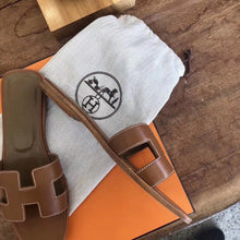 Load image into Gallery viewer, SE824 H Slippers / Size4-11

