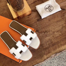 Load image into Gallery viewer, SE824 H Slippers / Size4-11

