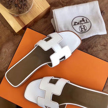 Load image into Gallery viewer, SE824 H Slippers / Size4-11
