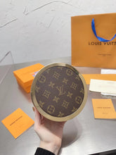 Load image into Gallery viewer, JW668 LB Accessories Holder
