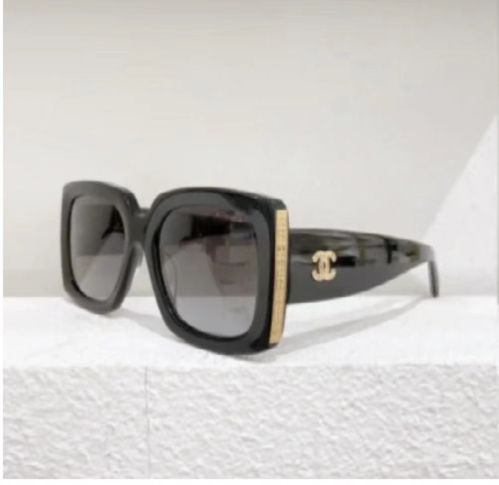 JW701 CC Sunglasses