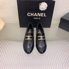 Load image into Gallery viewer, SE953 CC Loafers / Size5-10
