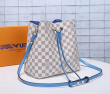 Load image into Gallery viewer, LB097   10.2x10.2x6.9inch
