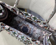 Load image into Gallery viewer, DR028  Book Tote Bag / HIGHEST QUALITY VERSION / S:14.4x11x6.9inch  L:16.3x13.8x7.1inch
