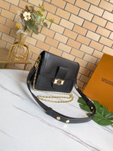 Load image into Gallery viewer, LB066   9.84x6.69x4.13
