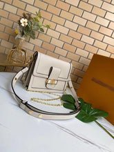 Load image into Gallery viewer, LB064  9.84x6.69x4.13
