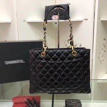 Load image into Gallery viewer, CC074 Smooth Sheepskin Leather 13x9.84x5.51inch
